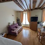 2 Rooms Near The Place Des Vosges Paris